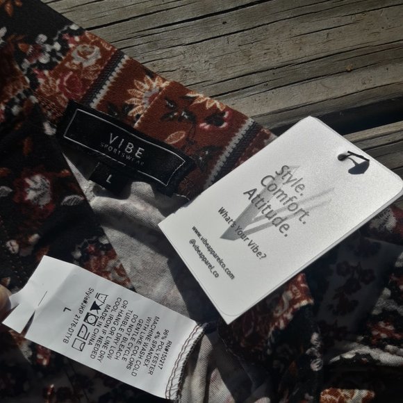 Bell Bottom Leggings Flared Leg Yoga Pants Athleisure Wear NEW with Tags - Picture 11 of 14